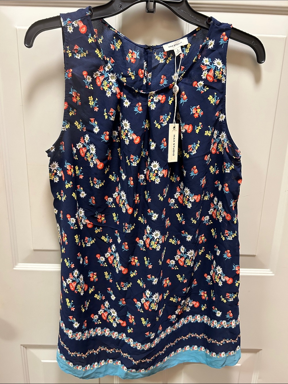 Max Studio Navy Floral Sleeveless Tank Top with Multicolor Blooms